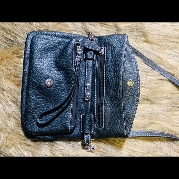 ๐ CUTE AND PRACTICAL NINE WEST CROSSBODY BAG - Picture 6 of 13